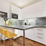 Apartment Modern Old Town By Easybnb Premium