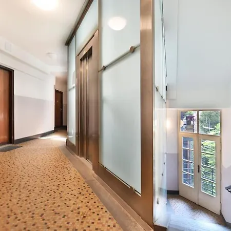Smart & Luxury Old Town Прага
